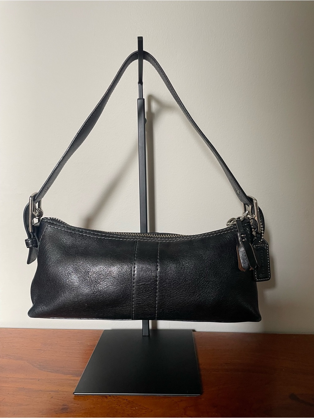 ✨ VTG Coach Hamptons Soho Demi Baguette • Black Leather Y2K • #7461 ✨